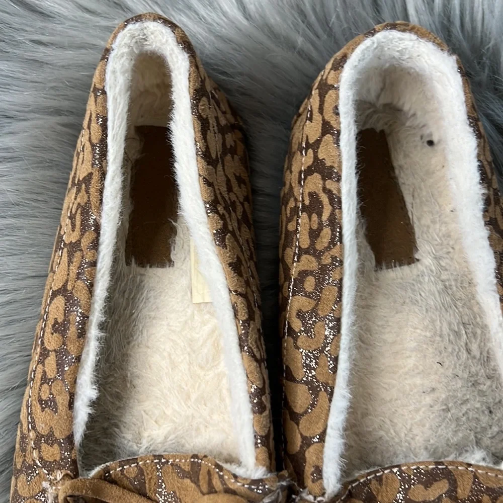 EUC Self Esteem Cheetah Moccasin sz 3